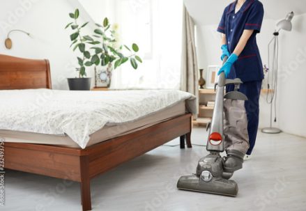 Need to Know More About Housekeeper Synonym?