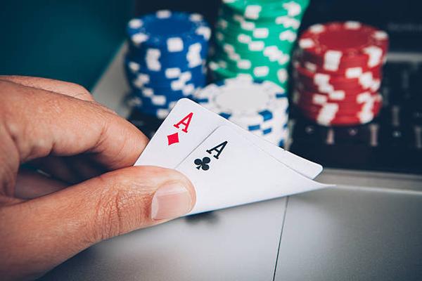 Enhancing Your Gameplay: Advanced Techniques for QQ Poker Online